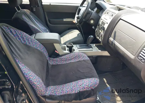 2010 Ford Escape Xlt from USA, damaged, VIN 1FMCU9D74AKB89492